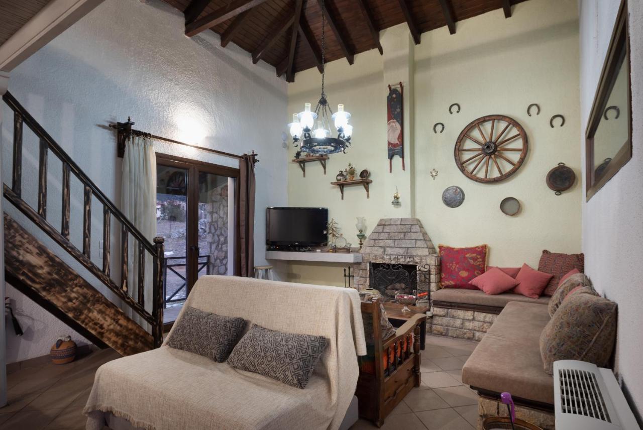 Chalet Renata 1 Livadi Arachovas Kalívia Dış mekan fotoğraf